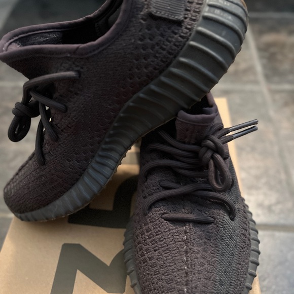Yeezy Adidas boost 350 v2 - Picture 2 of 5